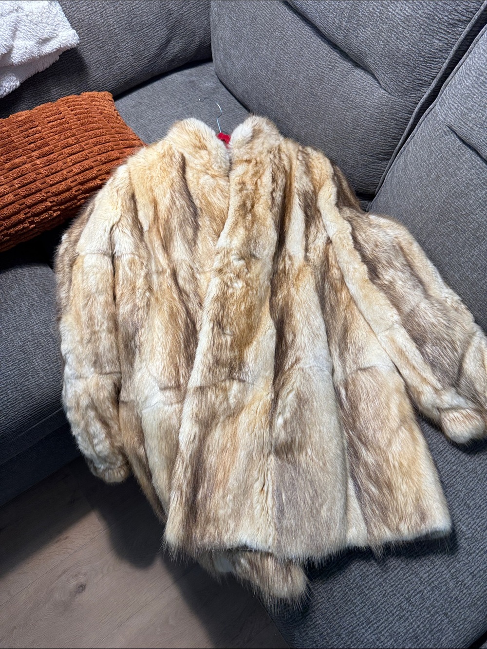 Women's Fur Coat in Light Brown - Elegant Winter Outerwear
